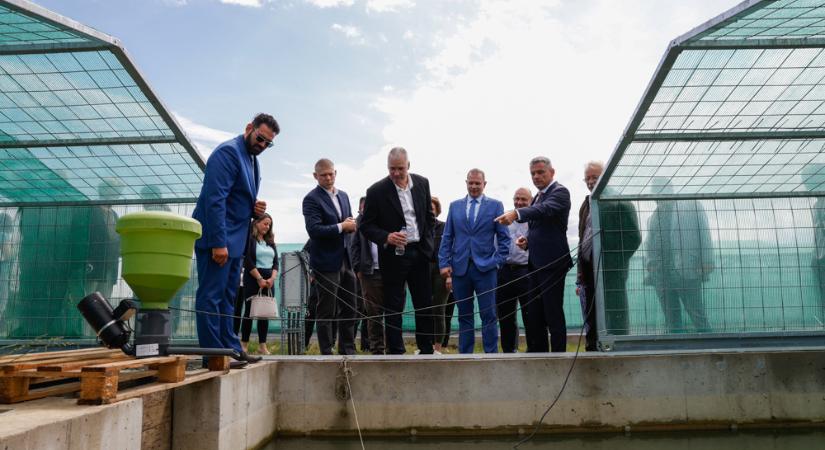 Kettős ünnep Szarvason: Európai szintű génmegőrzési beruházást adtak át és megkezdődött az 50. Halászati Tudományos Tanácskozás