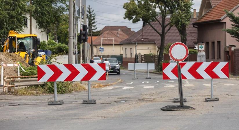 Órákra lezárják a debreceni belváros egy részét! Mutatjuk, mit kell tudnod, hogy ne érjen meglepetésként!