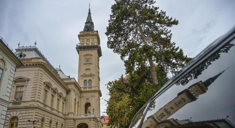 Többe kerülnek az útfelújítások, módosítani kellett a költségvetést Vásárhelyen