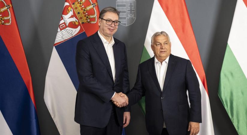 Hamarosan lemondhat a szerb elnök, hogy miniszterelnök lehessen