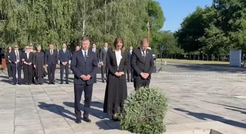 Magyar Péter miniszterelnök a 301-es parcellánál emlékezett Nagy Imre kivégzésének évfordulóján