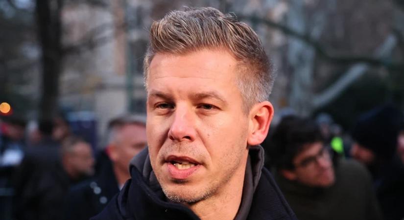 Minden Gulyás Gergely arcára van írva. Magyar Péter rendkívüli közlést tett a Parlamentben. Mindenkit mélyen érint