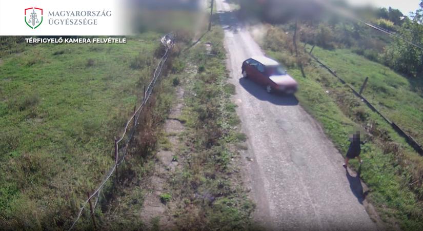 A száguldó apa elütötte a lányát (videóval)