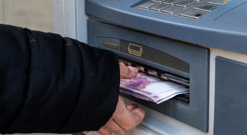 Megduplázott ingyenes pénzfelvételi limit: rekordot döntött az összeg