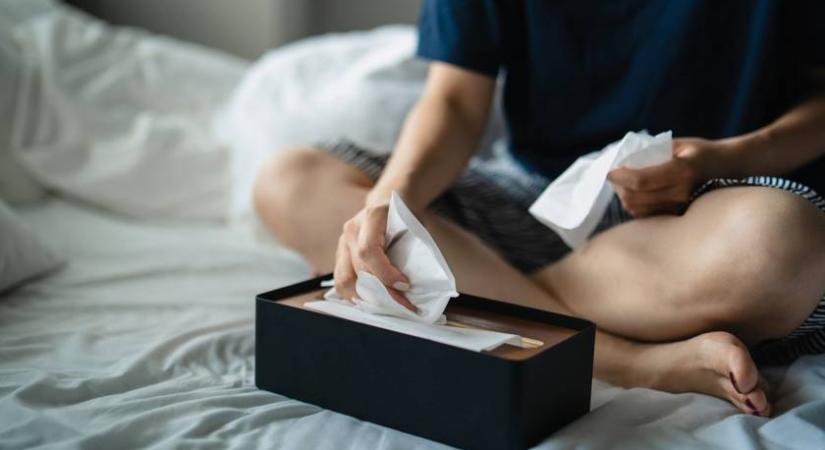 Ezért ébredsz minden reggel eldugult orral: nem csak allergia lehet az ok