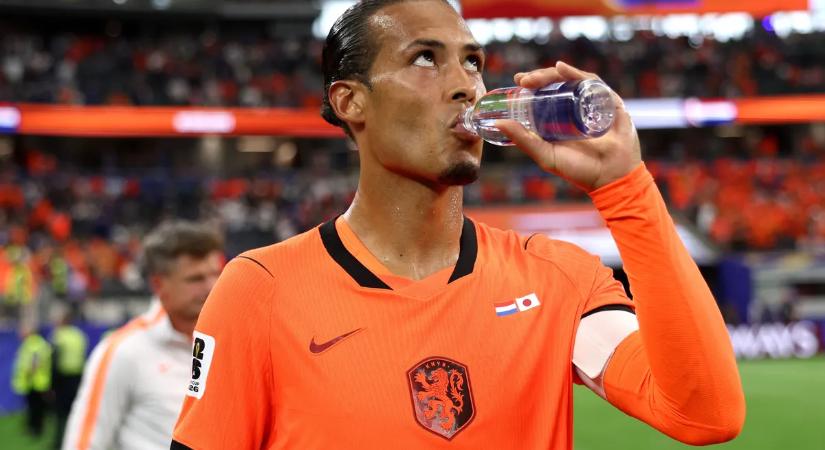 Van Dijk kritikával illette a kötelező ivószünetet