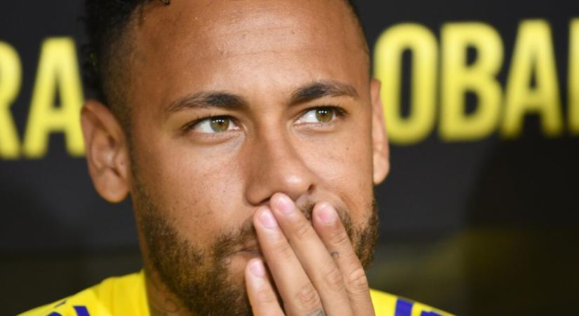 Elkezdett kitálalni Neymar szerelme