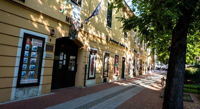 A szarkofág titka: sötétedés után megelevenedik a történelem
