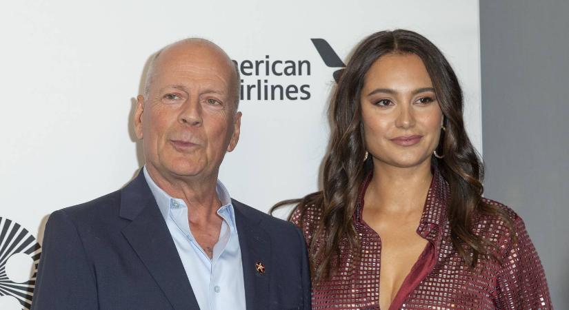 Bruce Willis felesége először beszélt róla, ez korai jel utalt a színész súlyos betegségére