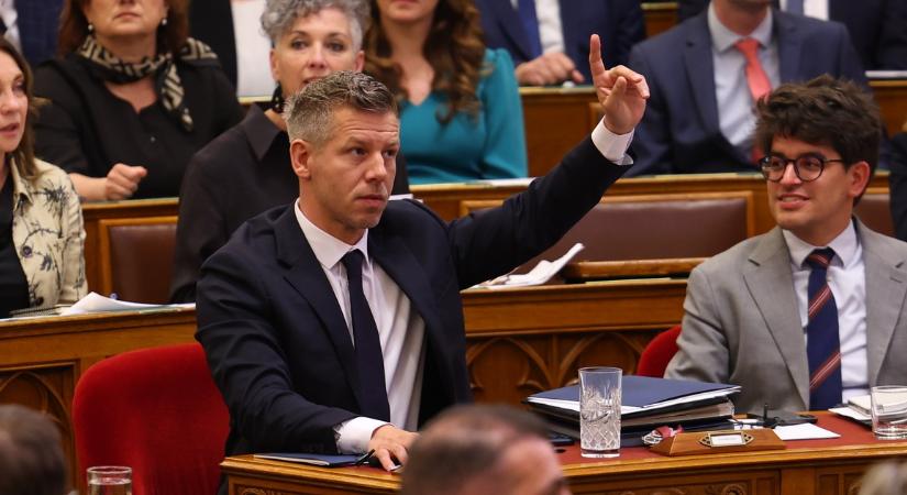 Magyar Péter a Fidesznek: "Önök ma újra elárulták a hazájukat. Szégyen, gyalázat"