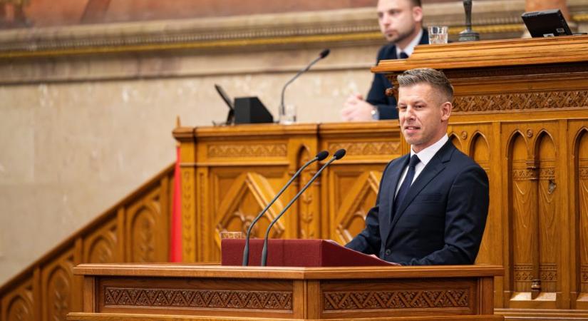 Magyar Péter: A fideszesek leszavazták az uniós források hazahozatalához szükséges korrupcióellenes jogszabályok tárgyalását