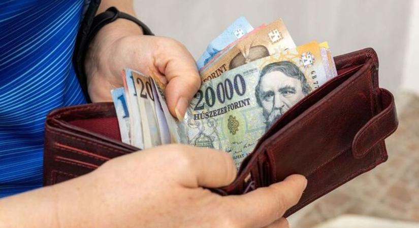 Visszafogott bér- és juttatási tervek