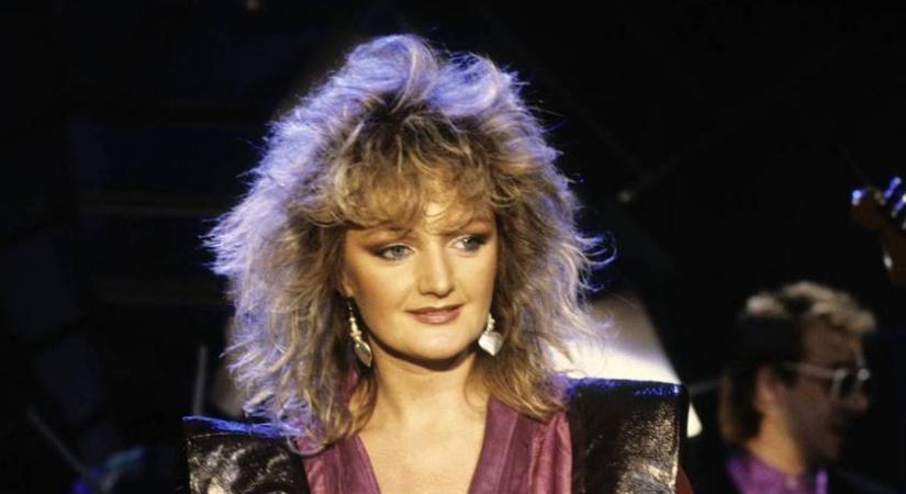 Felébredt a kómából Bonnie Tyler: a 80-as évek énekesnőjéről ezek a legfrissebb hírek