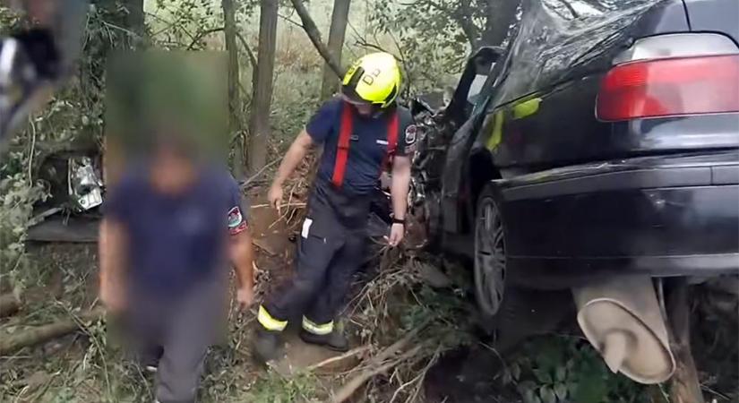 Ritkán látható videón, ahogy megmentették egy magyar autós életét