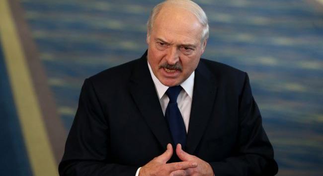 Lukasenka bocsánatot kért Zelenszkijtől egy interjúban