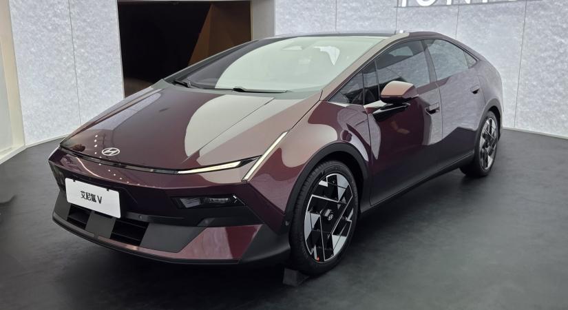 Bemutatták a Hyundai-t, amit szétszedtek Pekingben az érdeklődők