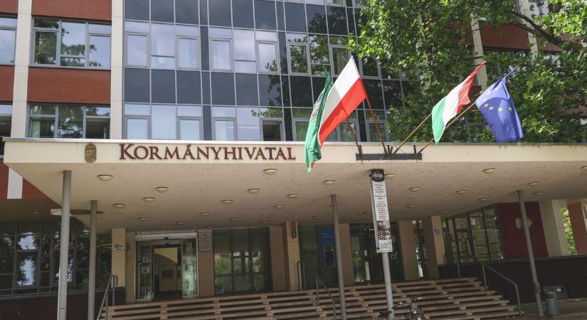 Ha még ilyen személyid van otthon, azonnal rohanj a Kormányablakba!