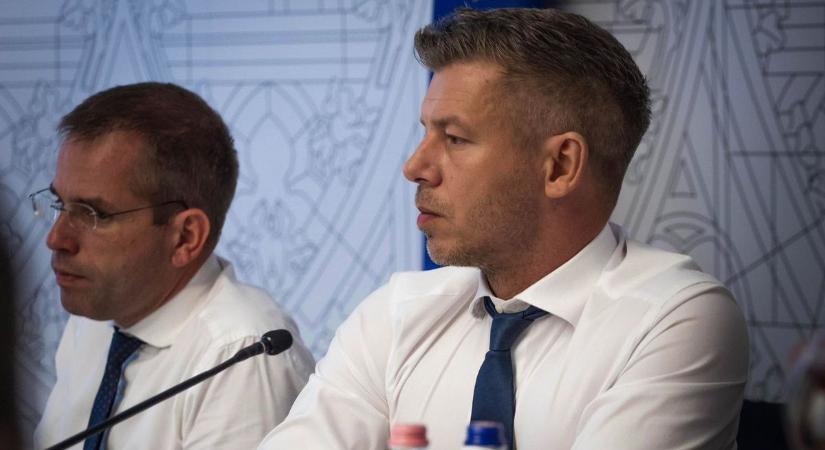 Magyar Péter szerint ilyen a sajtószabadság, már korábban is „szerkeszteni” akarta a Mandinert