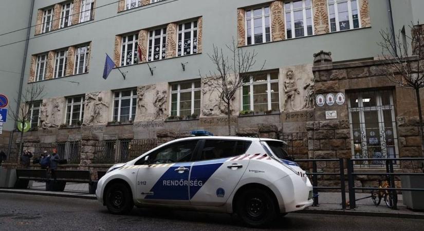 Még nincs vége az óbudai korrupciós botránynak: letartóztatásban marad két volt momentumos gyanúsított
