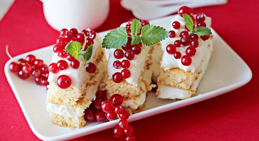 A ribizliszemek teszik különlegessé ezt a túrós sütit - recept