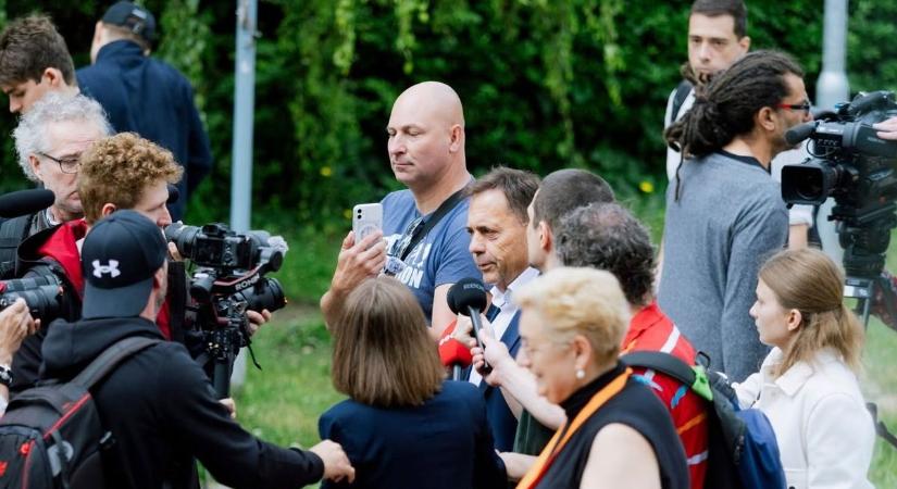 Leleplezést ígér, Pócs János szerint kedd este kiderül, ki áll valójában a Szőlő utcai ügy mögött