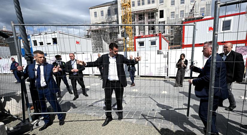 Vitézy Dávid bejelentést tett a Karmelita jövőjéről