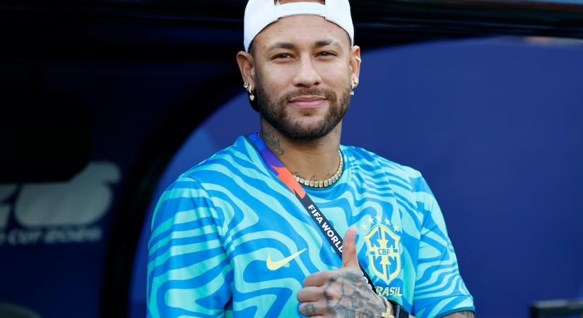 Neymar gyönyörű barátnője megmutatta gömbölyödő pocakját – a focista ismét apa lesz!