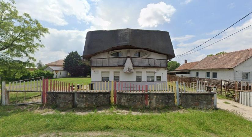 A délegyháziakat hosszú időn át kísértő orros házra egyszerűen nem léteznek szavak