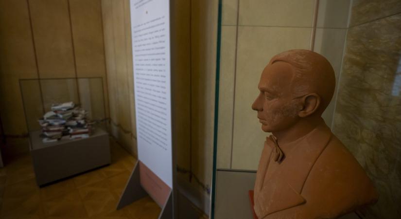 Hírmozaik – június 16.