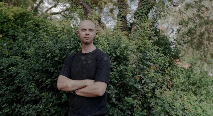 Amir Tibon nyerte a 2026-os Sami Rohr-díjat a zsidó irodalomért Gáza kapui című művével