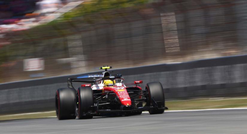 Ferrari: új hátsó felnik segítették Hamiltont Barcelonában