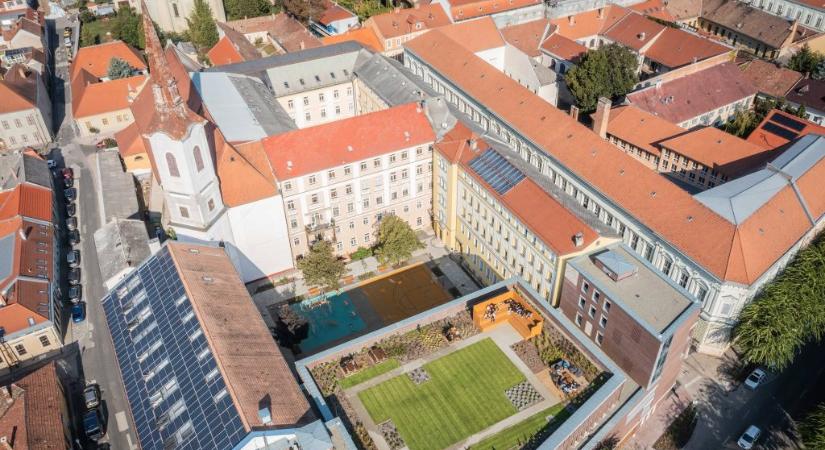 Felfüggesztették a nyolcadikos fiút megalázó esztergomi szerzetest és pedagógust