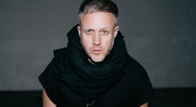Berlin lüktetése a királyok udvarában: Jan Blomqvist hozza el a hipnotikus dallamokat a budai Várba