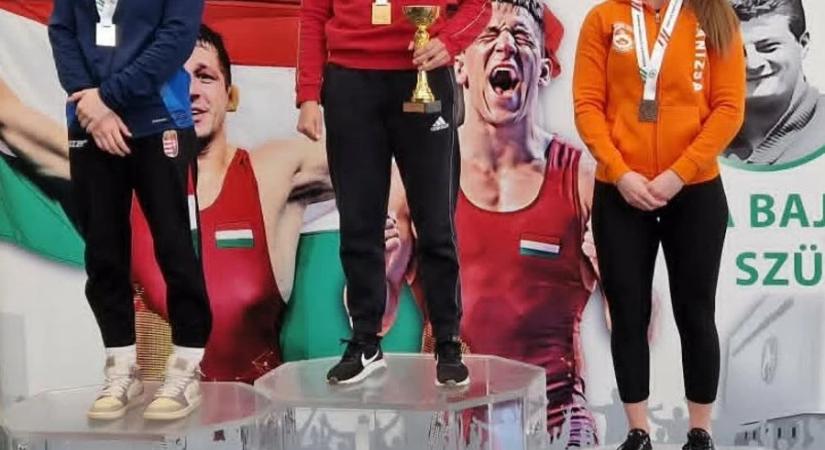 Egyed Zsanett bronzérmes a birkózó ob-n!