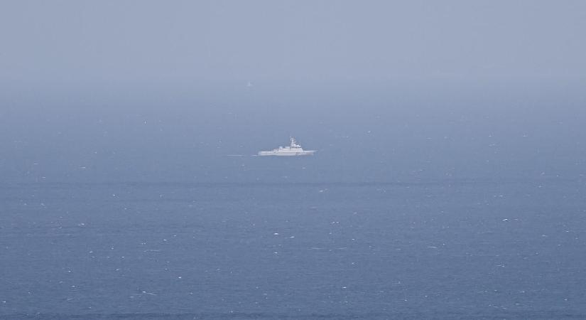 Figyelmeztető lövést adott le egy orosz hadihajó a La Manche-csatornán