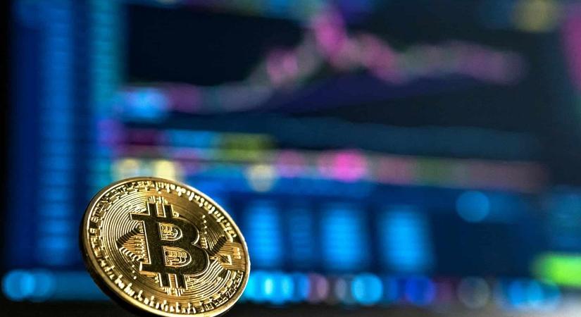 A Bitcoin 66 ezer dollár felett stabilizálódik, miközben visszatérnek az intézményi befektetők