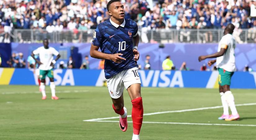 Mbappé történelmet írt, a francia válogatott győzelemmel kezdte a foci-vb-t