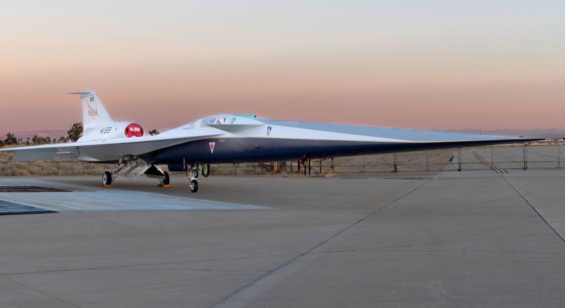Először lépte át a NASA kísérleti szuperszonikus repülője a hanghatárt