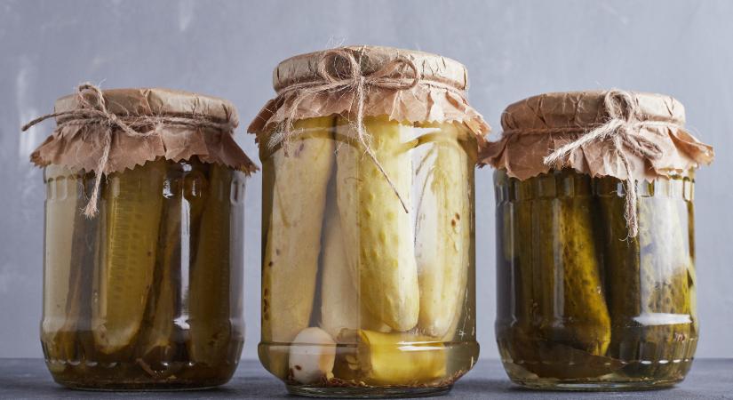 Büdös a befőttes üveg? Ezzel a filléres módszer tudja elűzni a kellemetlen szagot