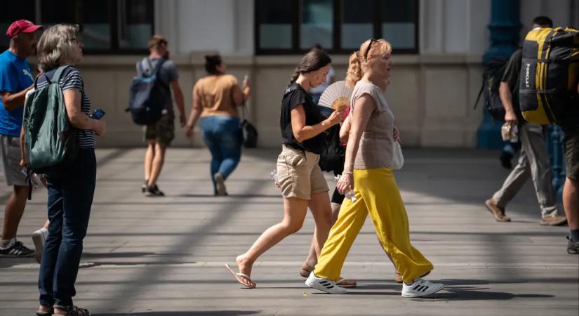 Viharos szél és jégeső kíséri a napsütést, 25, 30 fok lesz