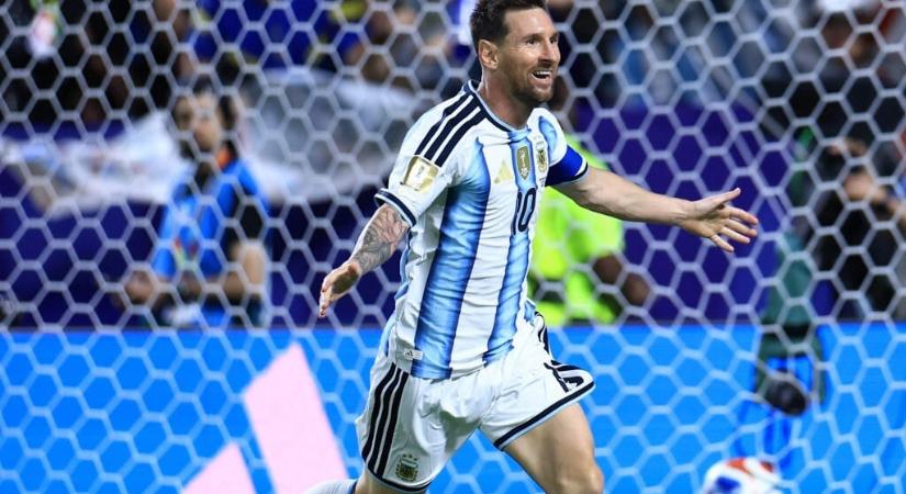 Messi fantasztikus mesterhármasával rajtoltak az argentinok