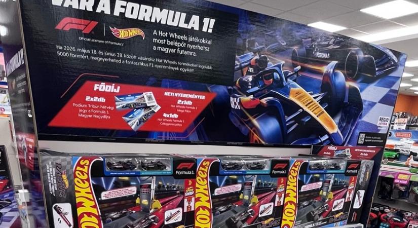 Rajonganak érte a gyerekek: megérkezett a Hot Wheels Formula–1 univerzum a boltokba