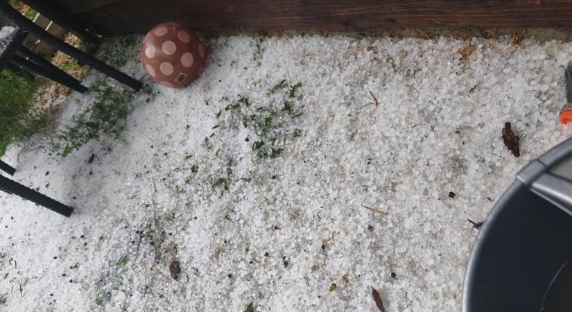 Kíméletlen jeges zivatarzóna tarolt a Dunántúlon