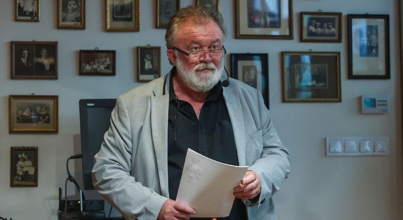 Csuja Imre is színpadra lép: közzétette 2026/2027-es programját a Pécsi Harmadik Színház