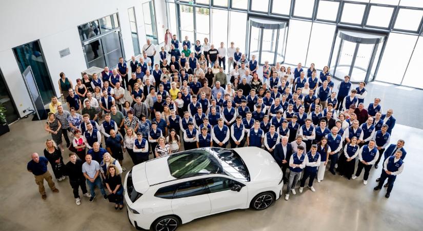 Elballagtak a BMW duális szakképzési programjának első diákjai