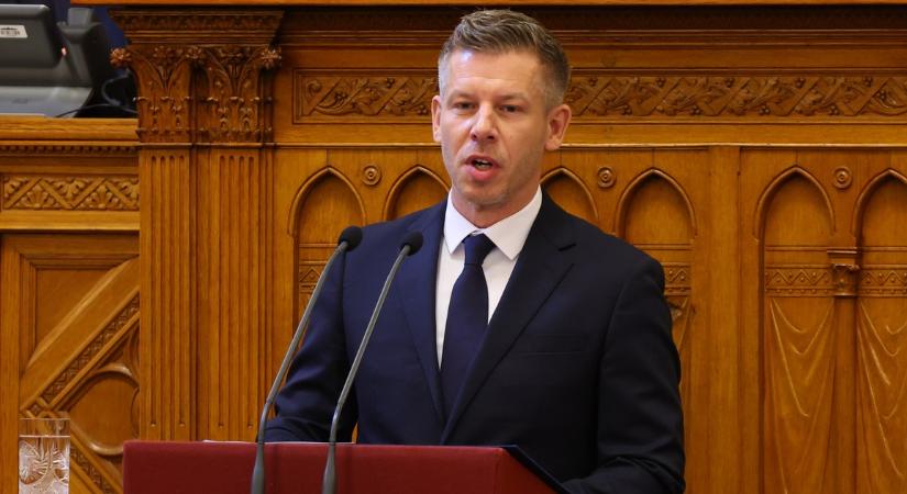 Magyar Péter bejelentette: azonnali belső vizsgálatot rendelt el a kormány a NAV-nál és a TEK-nél az „aranykonvoj” ügyében