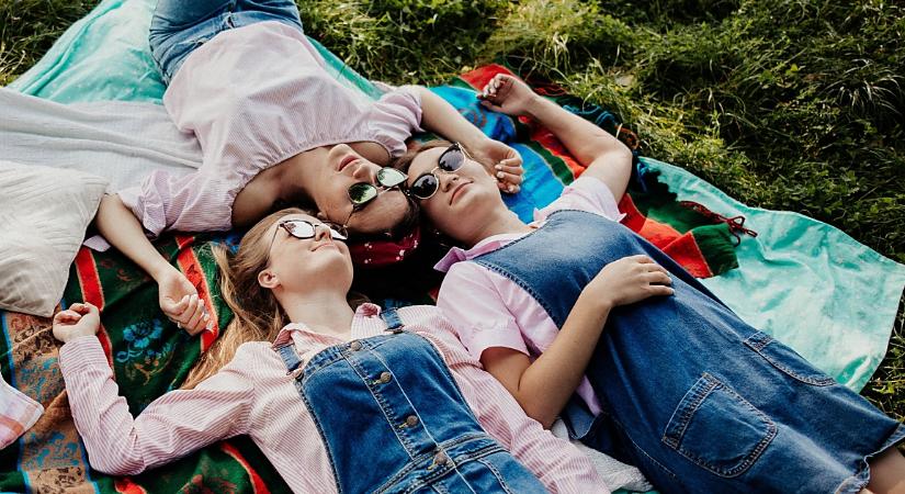 Piknik, pléd, naplemente: zenés program helyszíne lesz a Csapókert