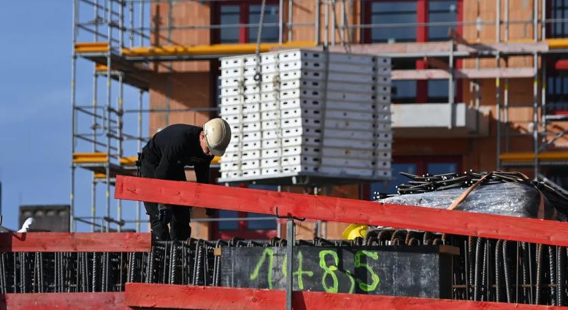 Kulcsrakész házak ígéretével csalt ki 259 milliót egy cégvezető és az üzletkötője, börtönt kér rájuk az ügyészség