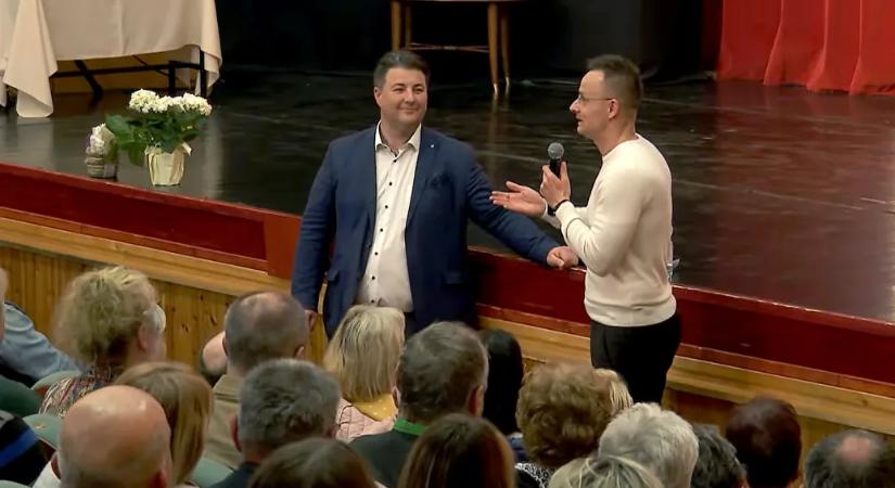 They booked a circus for Fidesz's campaign event to add a cultural element to the meeting funded by the National Cultural Fund