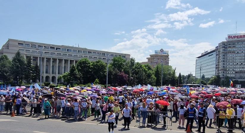 Az oktatási szakszervezetek a bérezési törvénytervezet azonnali visszavonását követelik (VIDEÓ)